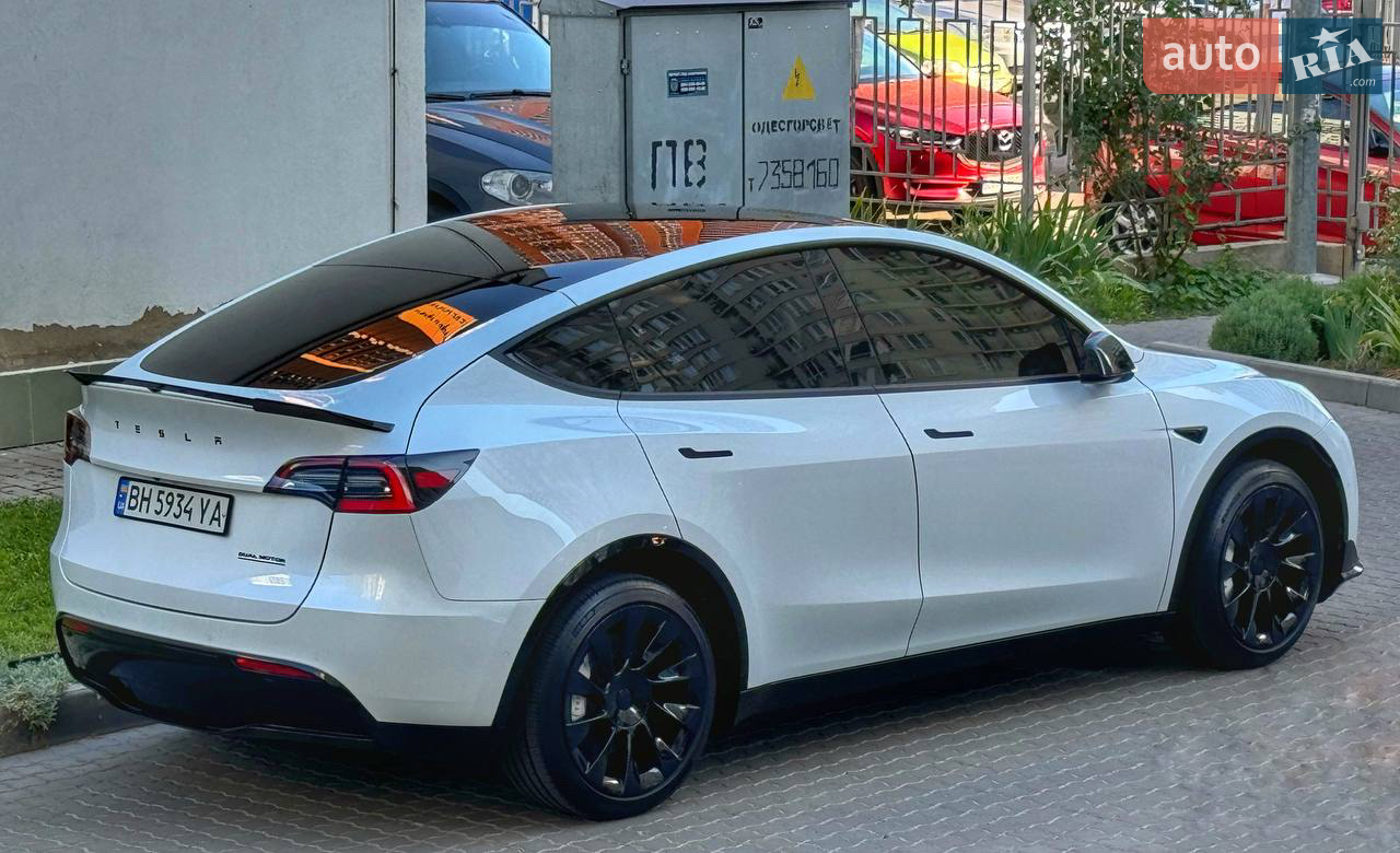 2020 Tesla Model Y - мініатюра 19