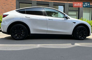 Внедорожник / Кроссовер Tesla Model Y 2020 в 