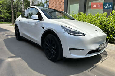 Внедорожник / Кроссовер Tesla Model Y 2020 в 