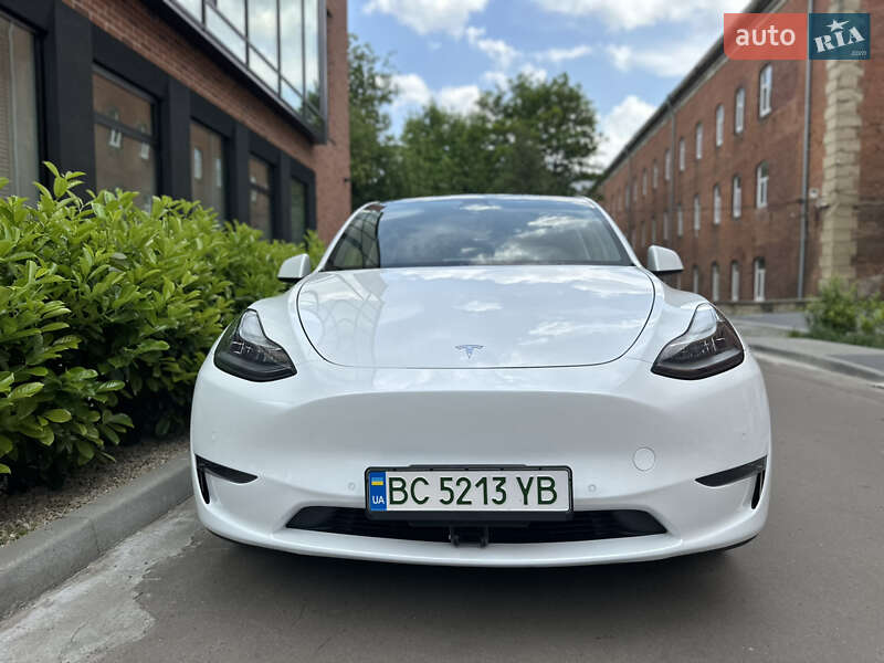 Позашляховик / Кросовер Tesla Model Y 2020 в Львові