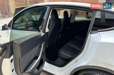 Внедорожник / Кроссовер Tesla Model Y 2020 в 
