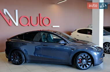Внедорожник / Кроссовер Tesla Model Y 2023 в 