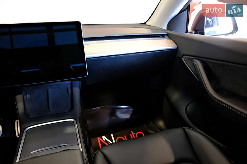 Позашляховик / Кросовер Tesla Model Y 2023 в Одесі