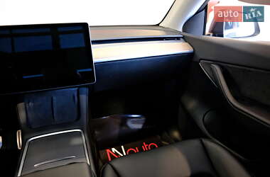 Внедорожник / Кроссовер Tesla Model Y 2023 в 