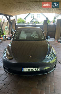 Внедорожник / Кроссовер Tesla Model Y 2023 в 