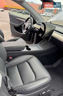 Внедорожник / Кроссовер Tesla Model Y 2022 в 