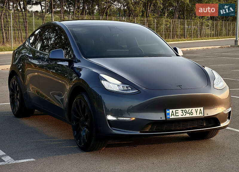 Позашляховик / Кросовер Tesla Model Y 2020 в Дніпрі