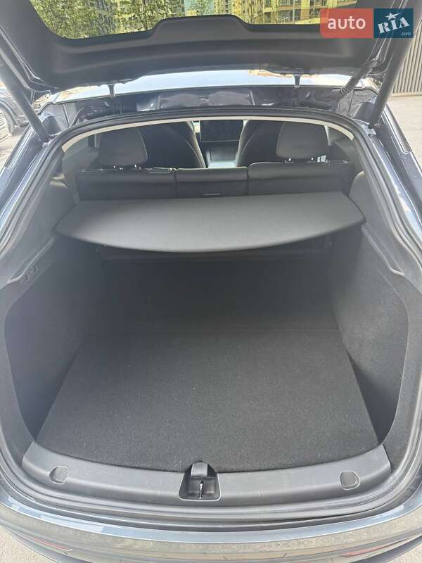 Внедорожник / Кроссовер Tesla Model Y 2022 в Киеве фото 9 Внедорожник / Кроссовер Tesla Model Y 2022 в Киеве