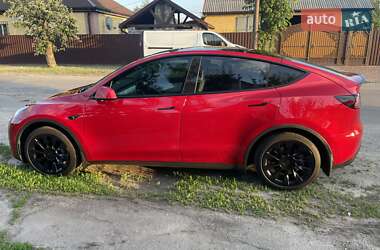 Внедорожник / Кроссовер Tesla Model Y 2021 в 