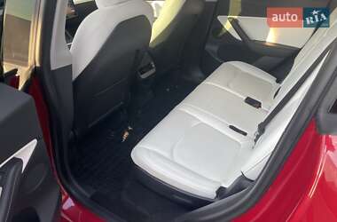 Внедорожник / Кроссовер Tesla Model Y 2021 в 
