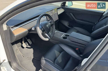 Внедорожник / Кроссовер Tesla Model Y 2021 в Львове