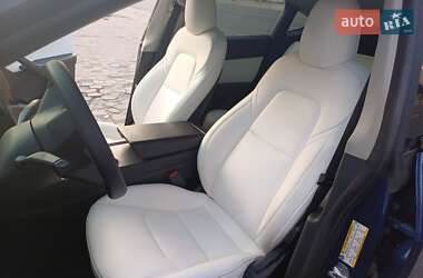 Внедорожник / Кроссовер Tesla Model Y 2022 в 