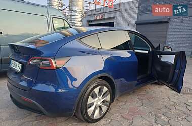 Внедорожник / Кроссовер Tesla Model Y 2022 в 