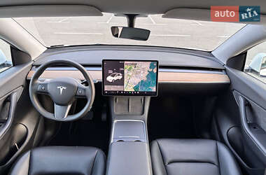 Внедорожник / Кроссовер Tesla Model Y 2021 в 