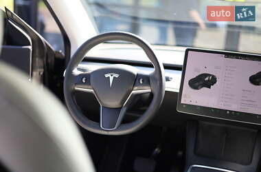 Внедорожник / Кроссовер Tesla Model Y 2021 в 
