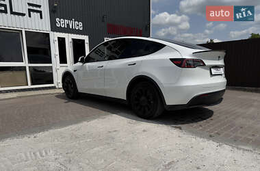 Внедорожник / Кроссовер Tesla Model Y 2021 в 