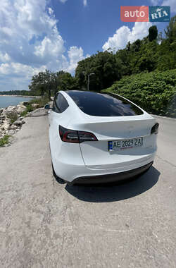 Внедорожник / Кроссовер Tesla Model Y 2023 в 