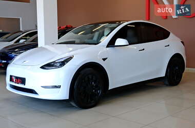Внедорожник / Кроссовер Tesla Model Y 2022 в 
