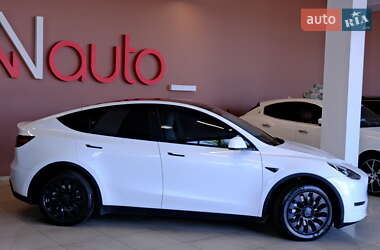 Внедорожник / Кроссовер Tesla Model Y 2022 в 