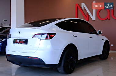 Внедорожник / Кроссовер Tesla Model Y 2022 в 