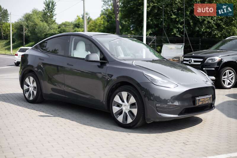 Внедорожник / Кроссовер Tesla Model Y 2024 в Львове