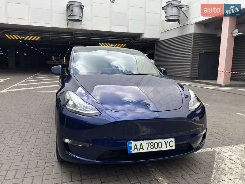 Позашляховик / Кросовер Tesla Model Y 2024 в Києві