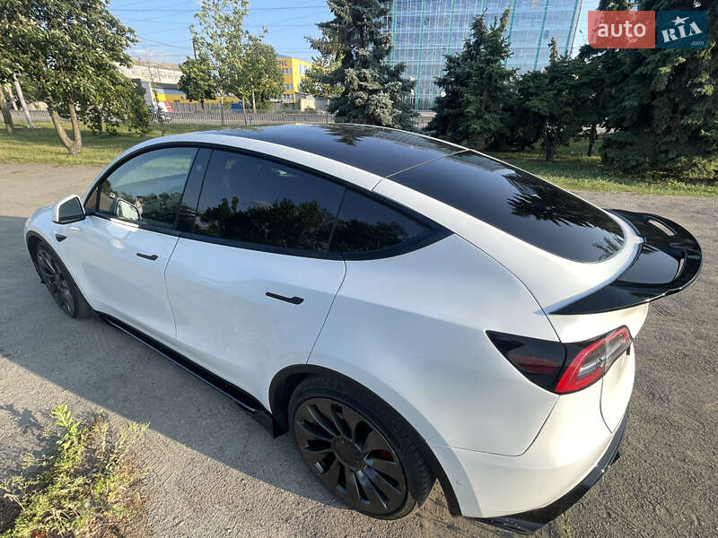 Внедорожник / Кроссовер Tesla Model Y 2021 в Днепре фото 7 Внедорожник / Кроссовер Tesla Model Y 2021 в Днепре