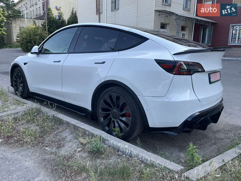 Внедорожник / Кроссовер Tesla Model Y 2021 в Днепре фото 2 Внедорожник / Кроссовер Tesla Model Y 2021 в Днепре