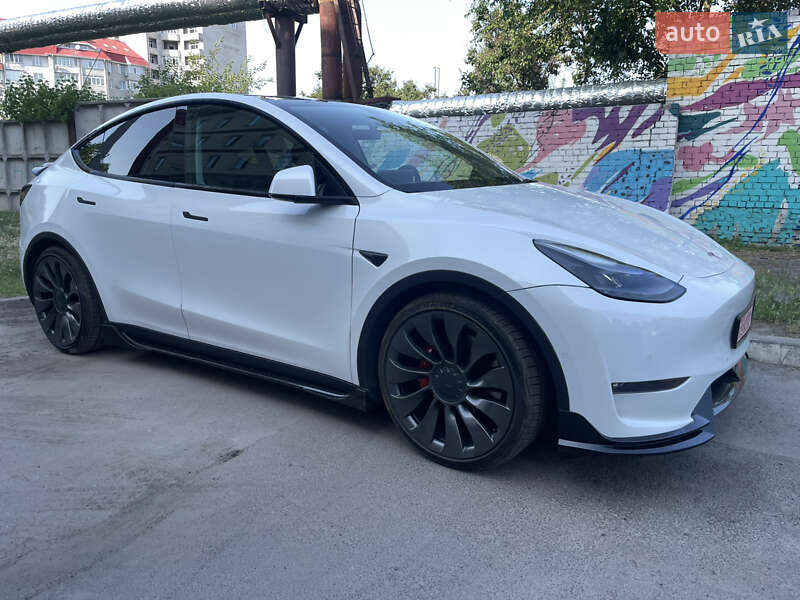 Внедорожник / Кроссовер Tesla Model Y 2021 в Днепре фото 3 Внедорожник / Кроссовер Tesla Model Y 2021 в Днепре