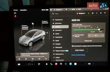 Внедорожник / Кроссовер Tesla Model Y 2023 в 