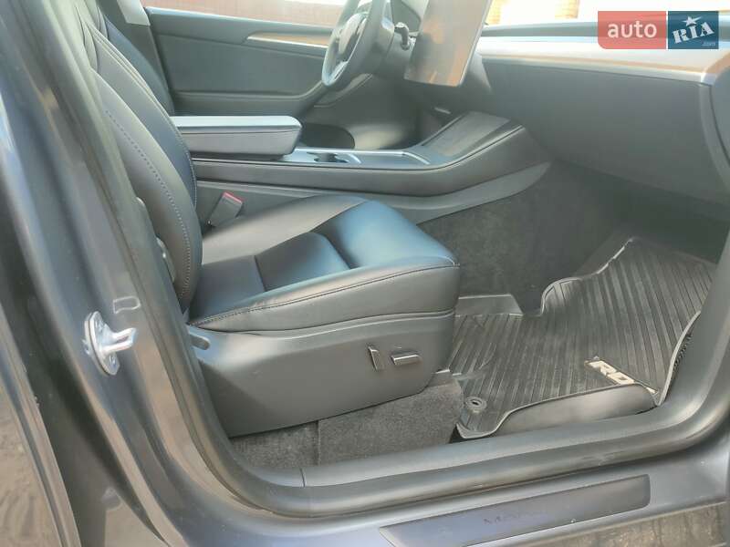 Внедорожник / Кроссовер Tesla Model Y 2023 в Киеве фото 45 Внедорожник / Кроссовер Tesla Model Y 2023 в Киеве