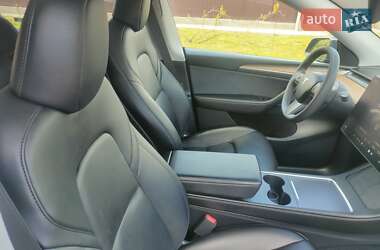 Внедорожник / Кроссовер Tesla Model Y 2023 в 