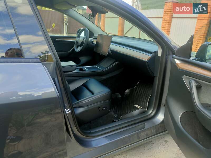 Внедорожник / Кроссовер Tesla Model Y 2023 в Киеве фото 47 Внедорожник / Кроссовер Tesla Model Y 2023 в Киеве