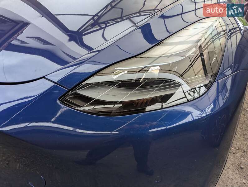 Позашляховик / Кросовер Tesla Model Y 2021 в Києві фото 18 Позашляховик / Кросовер Tesla Model Y 2021 в Києві