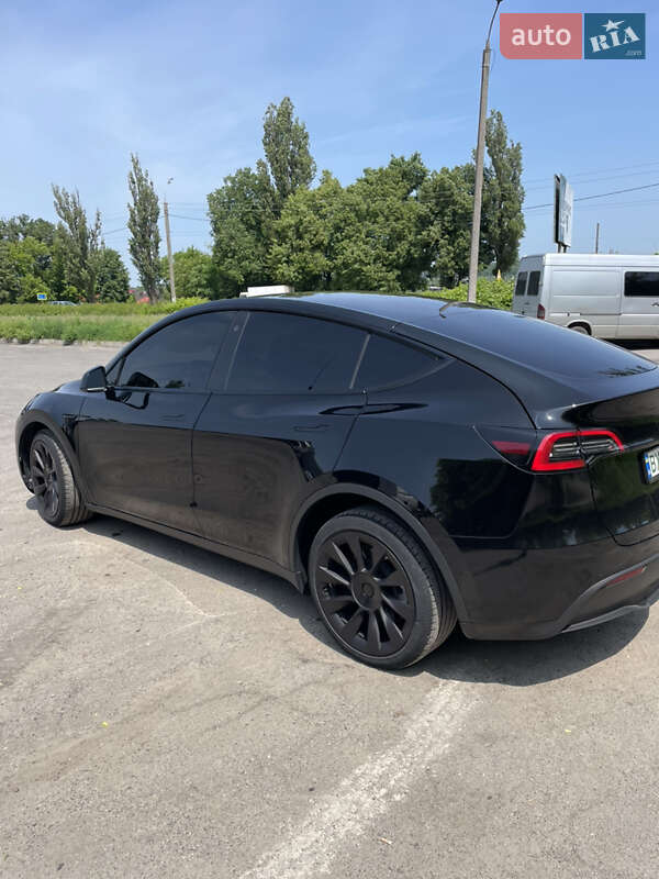 Внедорожник / Кроссовер Tesla Model Y 2022 в Хмельницком