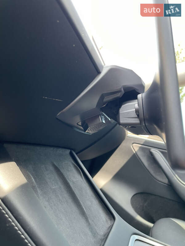 Внедорожник / Кроссовер Tesla Model Y 2022 в Хмельницком