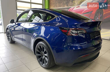 Внедорожник / Кроссовер Tesla Model Y 2024 в 