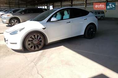 Внедорожник / Кроссовер Tesla Model Y 2021 в 