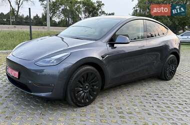 Внедорожник / Кроссовер Tesla Model Y 2023 в 