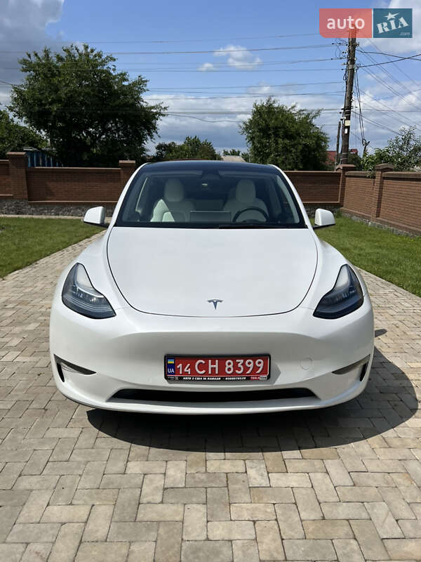 Внедорожник / Кроссовер Tesla Model Y 2022 в 