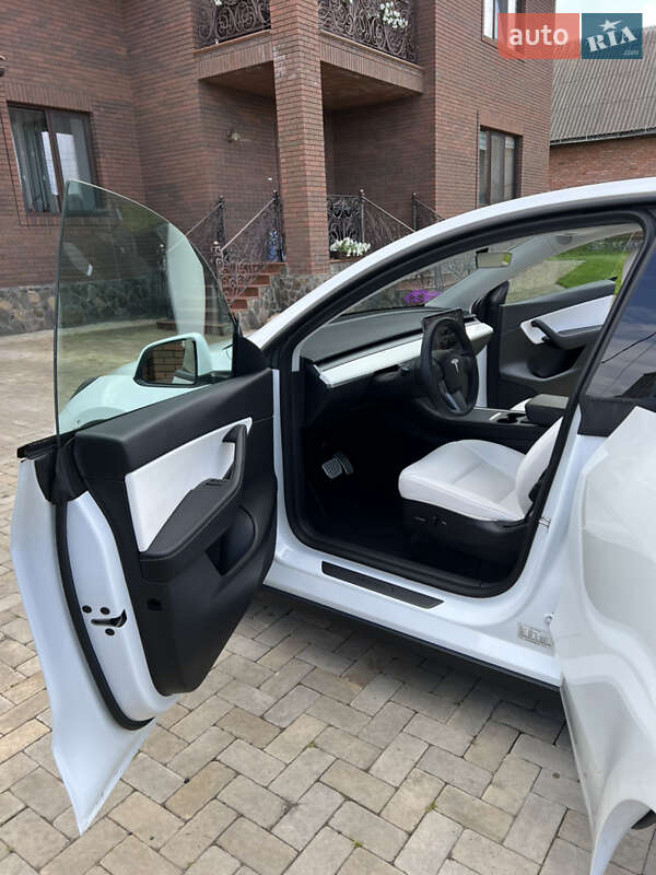Внедорожник / Кроссовер Tesla Model Y 2022 в Виннице фото 13 Внедорожник / Кроссовер Tesla Model Y 2022 в Виннице