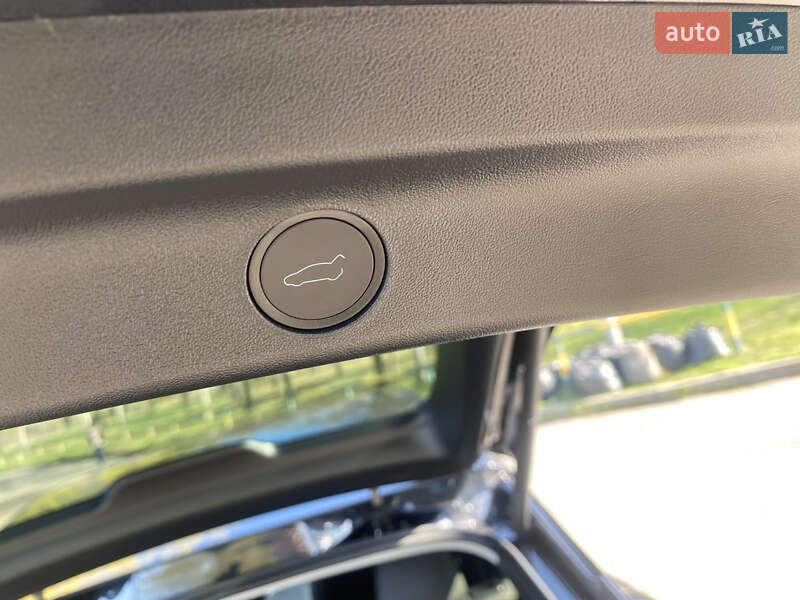 Внедорожник / Кроссовер Tesla Model Y 2024 в Ровно