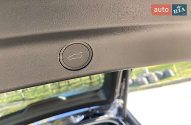 Внедорожник / Кроссовер Tesla Model Y 2024 в 