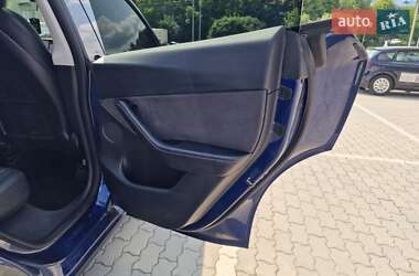 Внедорожник / Кроссовер Tesla Model Y 2020 в 