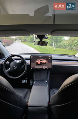 Внедорожник / Кроссовер Tesla Model Y 2023 в 