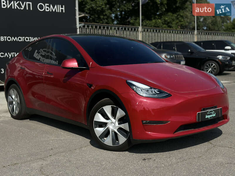 Tesla Model Y 2021