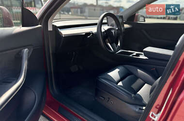 Внедорожник / Кроссовер Tesla Model Y 2021 в 