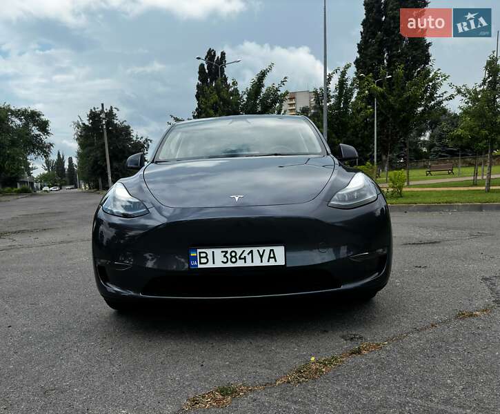 Внедорожник / Кроссовер Tesla Model Y 2023 в Кременчуге