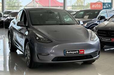 Внедорожник / Кроссовер Tesla Model Y 2023 в 