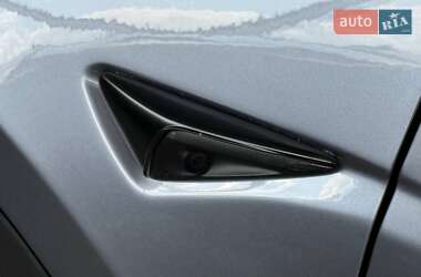 Внедорожник / Кроссовер Tesla Model Y 2023 в 